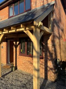 Bespoke Oak Lean-to Gazebo with Slate Roof – Timber Solution Design